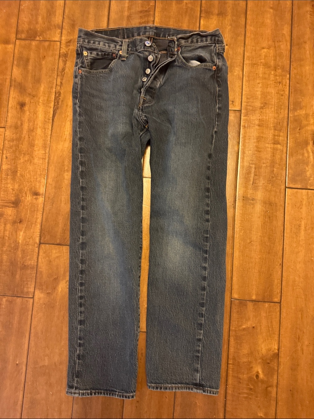 Levi's 501 button flys- Men's Straight Jeans in Faded Blue 32x30